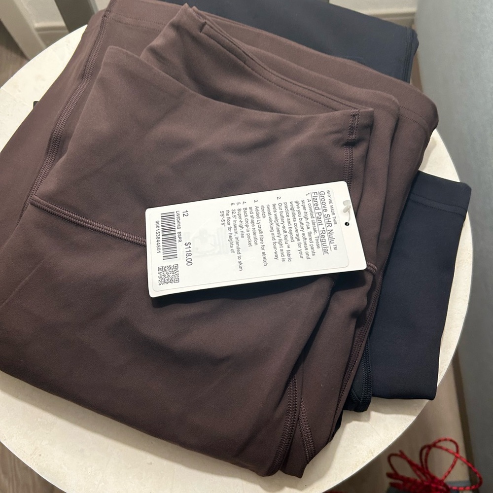 Lululemon groove SHR Nulu flared pant Regular*